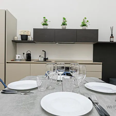 Indipendent In Apartamento